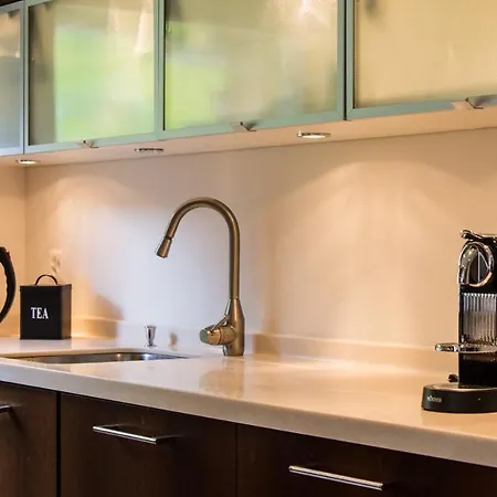 Aramis 3-1 Lejlighed